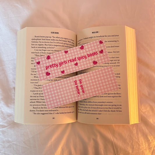 Pink ‘Pretty Girls Read Spicy Books’ Bookmark