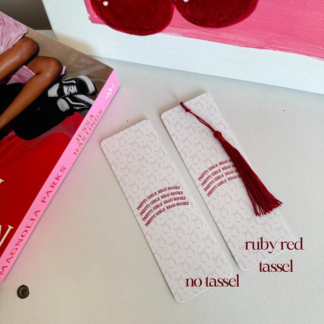 Pink ‘Pretty Girls Read Books’ Bookmark